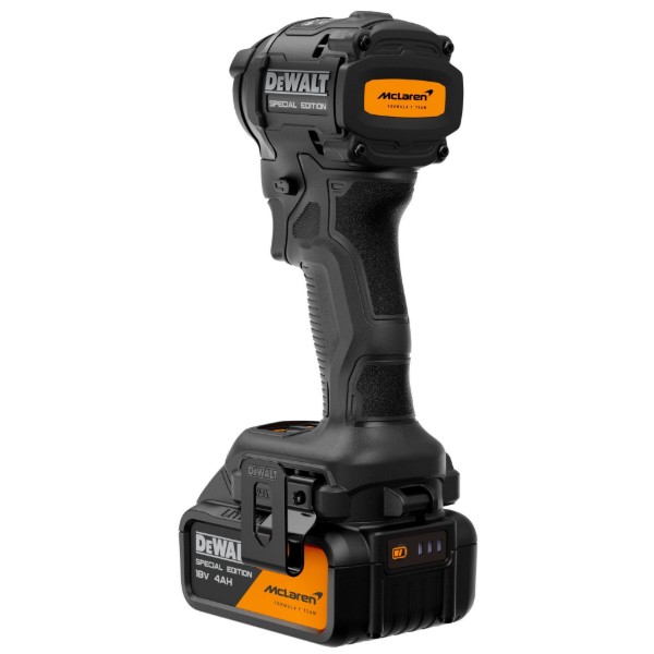 Фото - Шуруповерт DeWALT DCF86MM2T